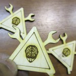 Мозгомедальки, значки, магнитики, кулоны - награды самоделкиным