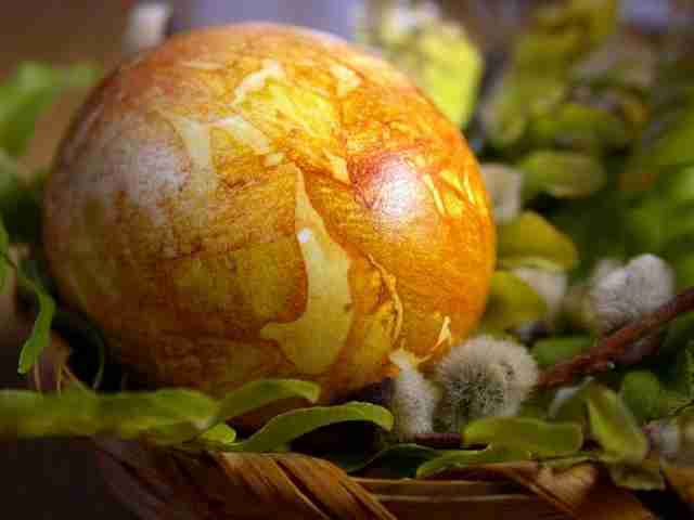 Крашенки в луковой шелухе своими руками Onion Skin Easter Eggs
