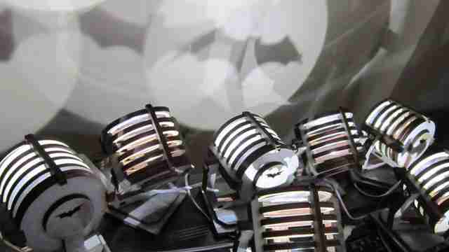 Продажа BAT SIGNAL - USB-проектор Бэтмена и комплект собери сам ma57QxuJK78