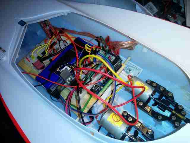 kak-sdelat-rc-kater-s-optsiey-avtopilota41