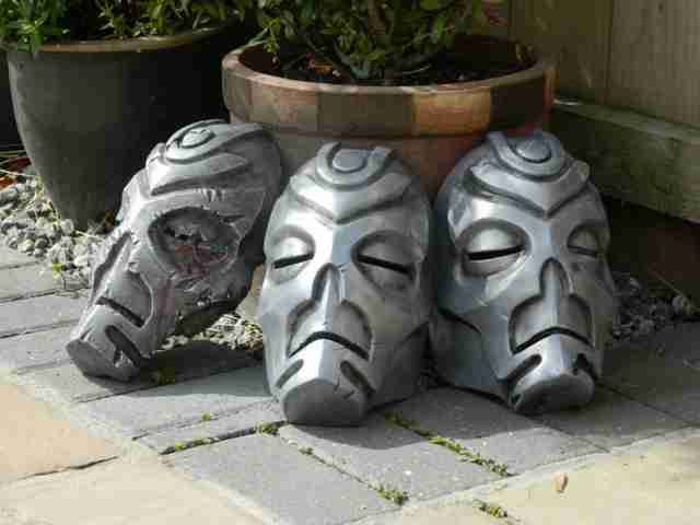 maska-iz-skyrim-holodnoe-lite-i-patinirovanie-svoimi-rukami4
