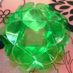 Новогодняя игрушка из пластиковой бутылки своими руками