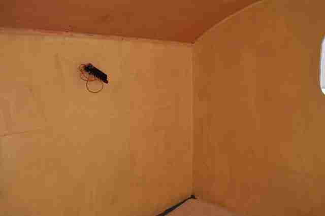 kak-postroit-kemping-treyler-slezinka-chast-222