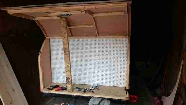 kak-postroit-kemping-treyler-slezinka-chast-250