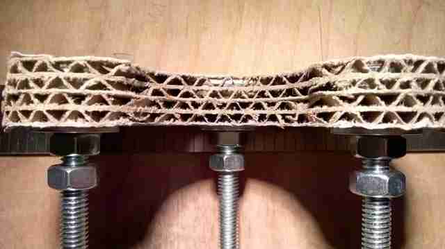 kak-sdelat-mini-frezer-iz-bormashinki40