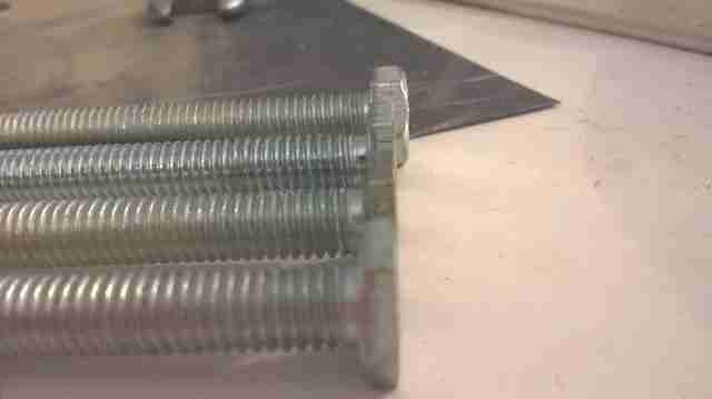 kak-sdelat-mini-frezer-iz-bormashinki59
