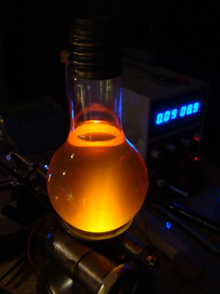 kak-sdelat-holodnuyu-lampu-ili-svetyashhayasya-trilogiya12