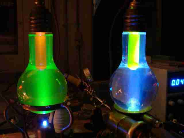 kak-sdelat-holodnuyu-lampu-ili-svetyashhayasya-trilogiya15