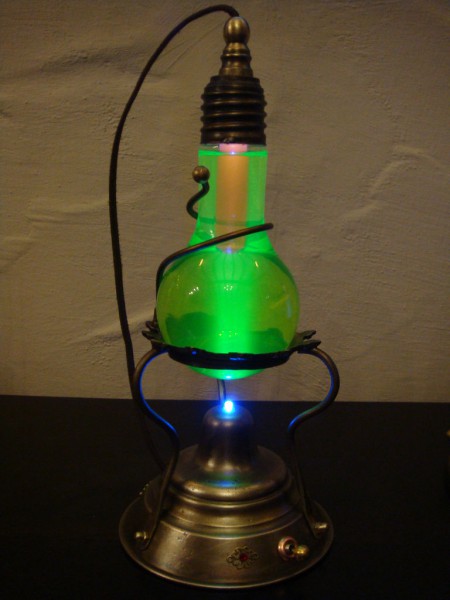 kak-sdelat-holodnuyu-lampu-ili-svetyashhayasya-trilogiya23