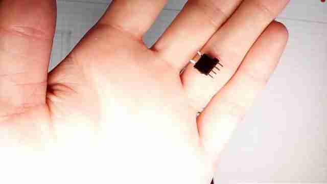 kak-sdelat-powerbank-iz-starogo-akkumulyatora-telefona12