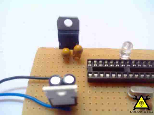 Изготавливаем самодельную плату Arduino своими руками