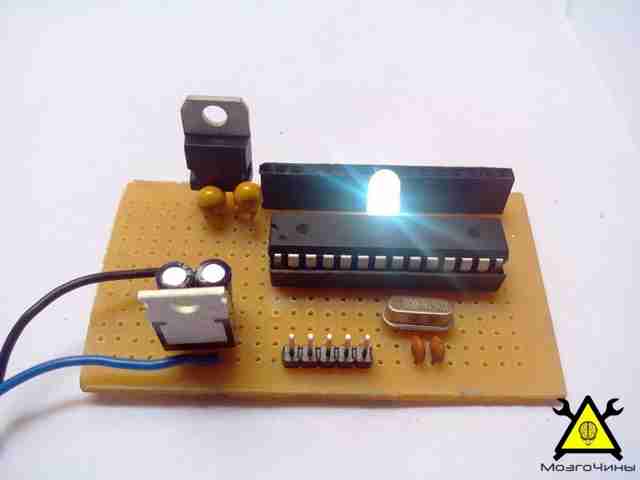 Изготавливаем самодельную плату Arduino своими руками