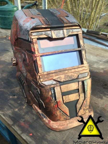 Бюджетный шлем Айзека Кларка из вселенной «Dead Space»