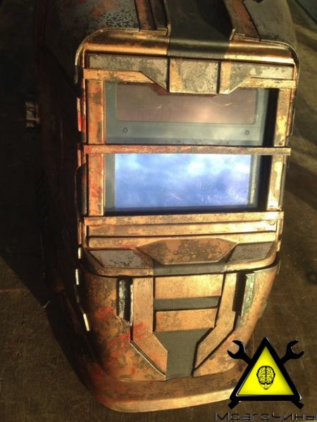 Бюджетный шлем Айзека Кларка из вселенной «Dead Space»