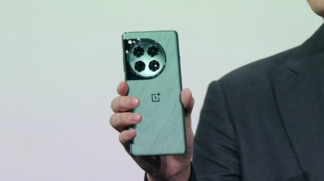 OnePlus 12: дата выхода, характеристики и цена нового флагмана OnePlus 12: дата выхода, характеристики и цена нового флагмана